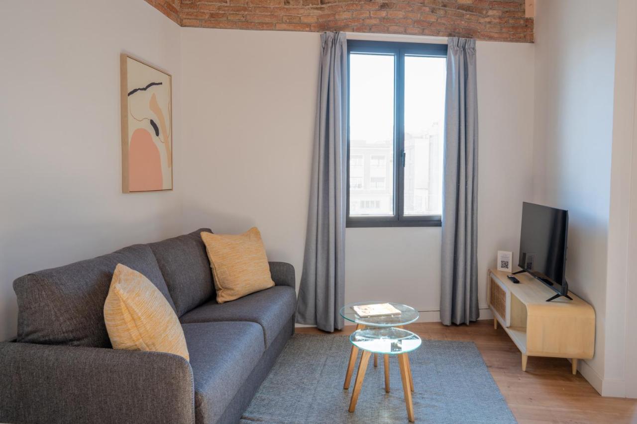 Feelathome Stadium Apartments Οσπιταλέτ ντε Λιοβρεγάτ Εξωτερικό φωτογραφία