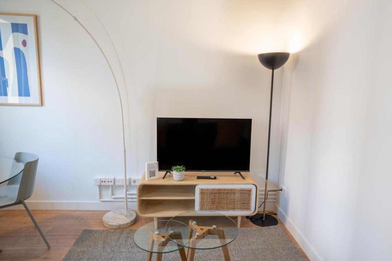 Feelathome Stadium Apartments Οσπιταλέτ ντε Λιοβρεγάτ Εξωτερικό φωτογραφία